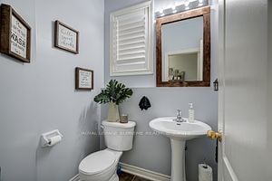 58 Hardgate Cres  Brampton, L7A 3V7 | Image 14