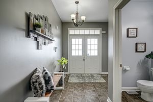 58 Hardgate Cres  Brampton, L7A 3V7 | Image 3