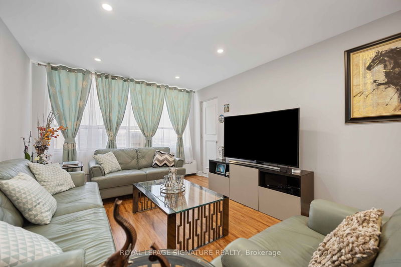  2315 - 320 Dixon Rd  Toronto, M9R 1S8 | Image 25