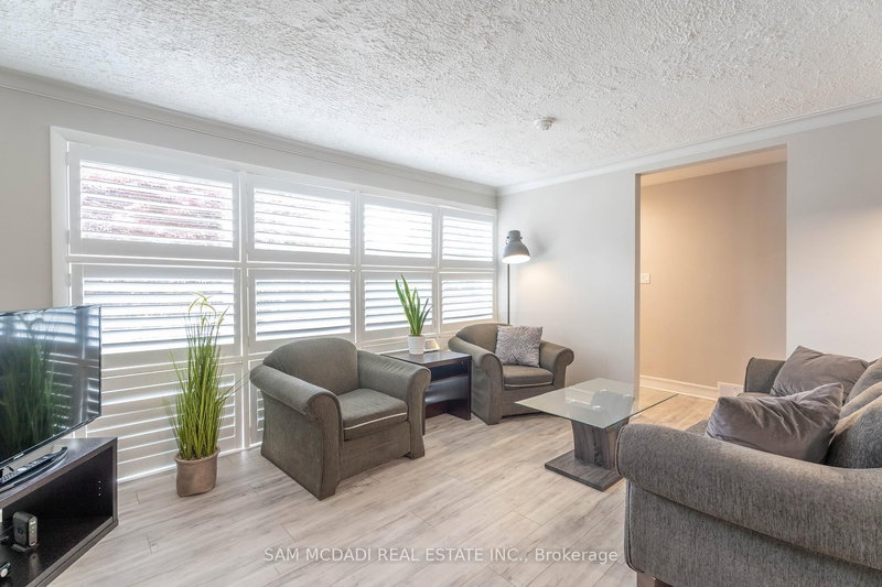 1140 Halliday Ave, Mississauga, L5E 1P9 | Image 3