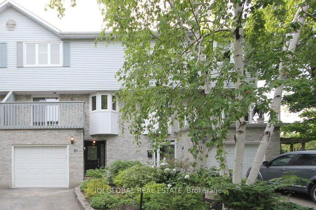 10 - 2295 Marine Drive