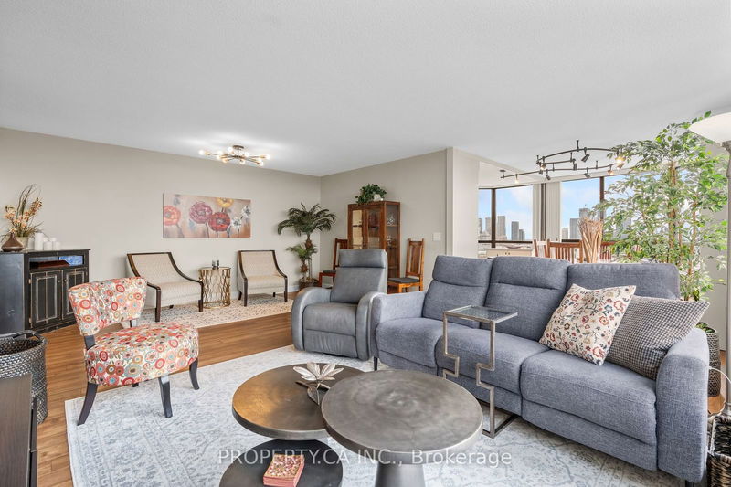  1808 - 4235 Sherwoodtowne Blvd  Mississauga, L4Z 1W3 | Image 4