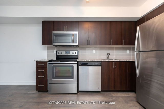 2205 - 1420 Dupont Street