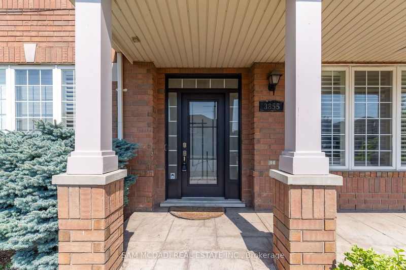 3855 Thomas St  Mississauga, L5M 7A6 | Image 4