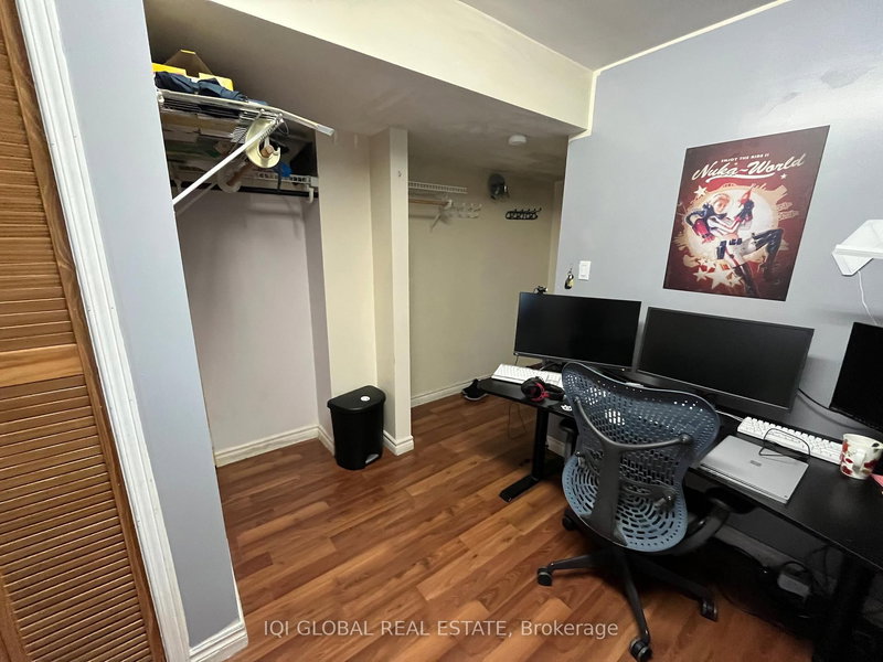 2608 Islington Ave, Toronto, M9V 2X3 | Image 2