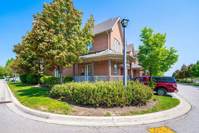 21 - 5255 Palmetto Place