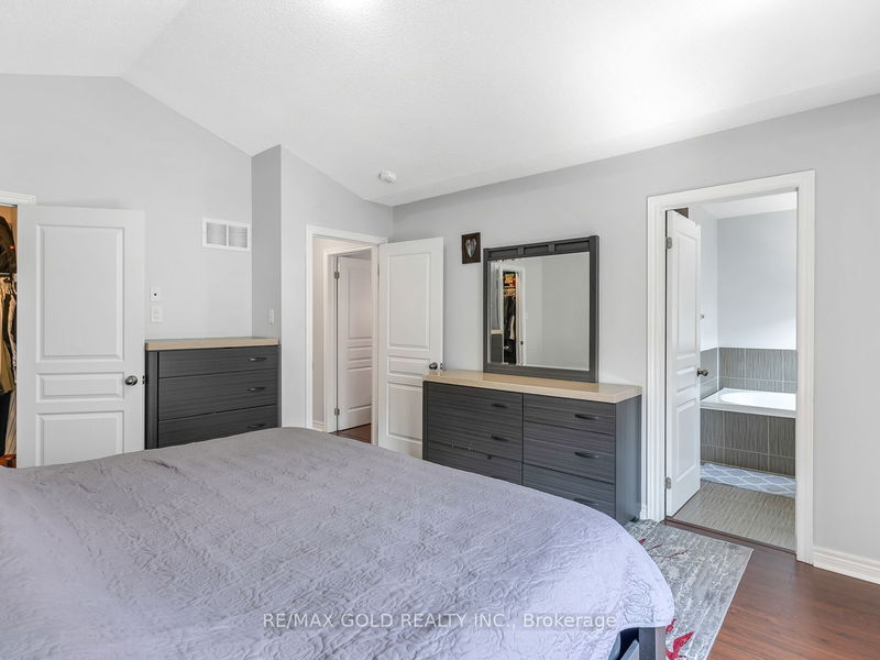 33 Baby Pointe Tr  Brampton, L7A 0W3 | Image 25