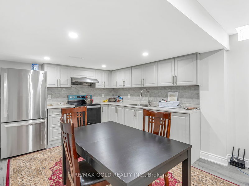 33 Baby Pointe Tr  Brampton, L7A 0W3 | Image 31