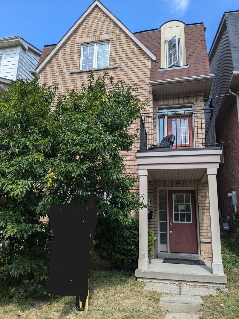 13 Troyer Ave  Toronto, M3J 0A5 | Image 2