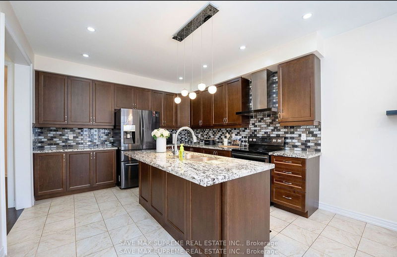 24 Argelia Cres  Brampton, L6X 0E7 | Image 13