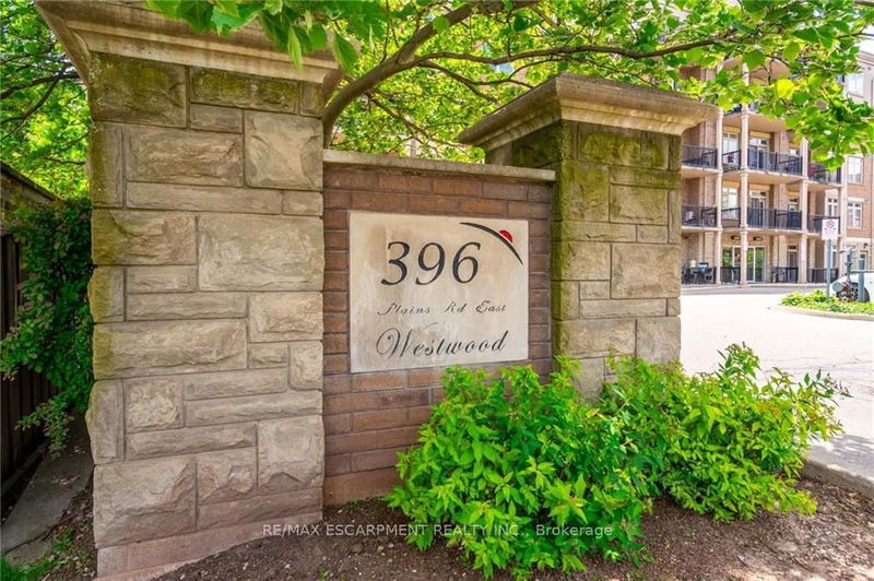 home for lease on 508-396 Plains Road E