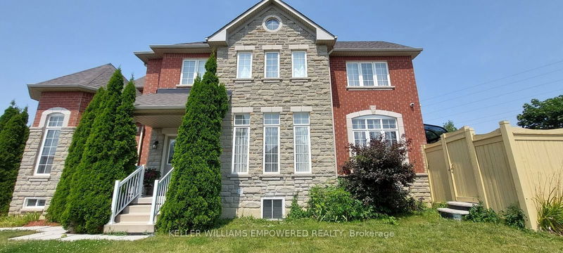 home for lease on 92 Polonia Avenue