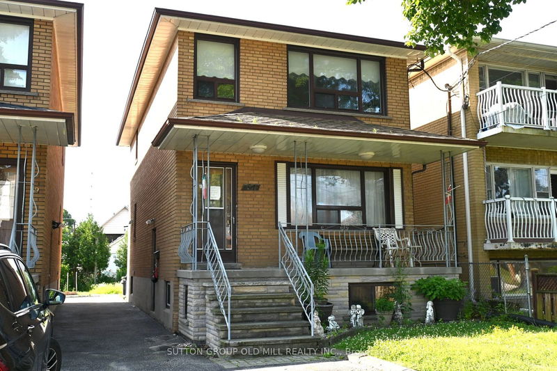 home for sale on 51 Algoma Street