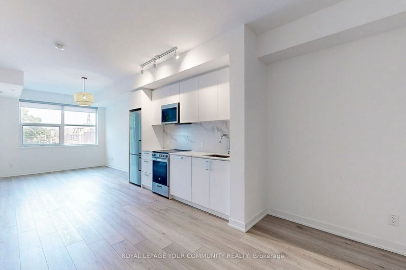 home for lease on 219-1787 St Clair Avenue W