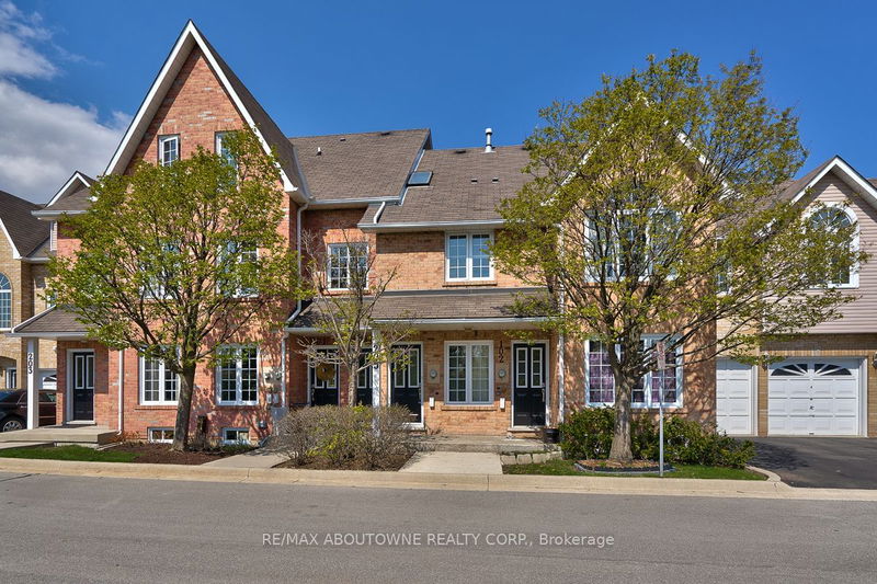 home for lease on 205-2075 Walker's Line