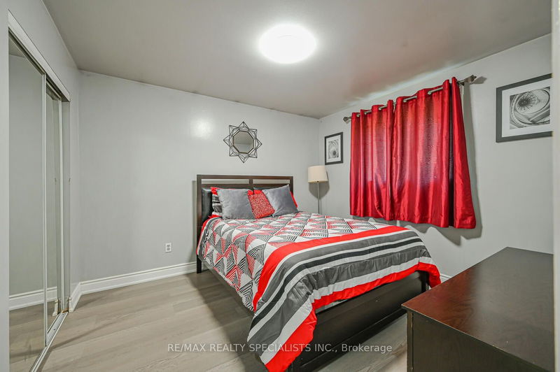 110 Rutherford Rd  Brampton, L6V 2J2 | Image 15