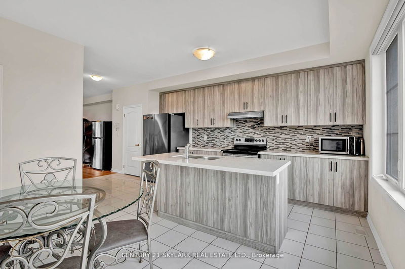 15 Bretlon St  Brampton, L6P 0N5 | Image 15