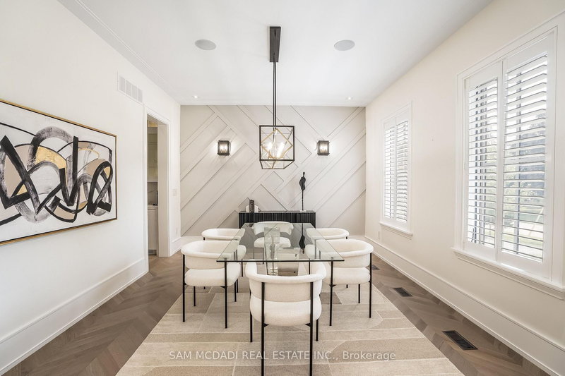 231 Wedgewood Dr, Oakville, L6J 4R6 | Image 3