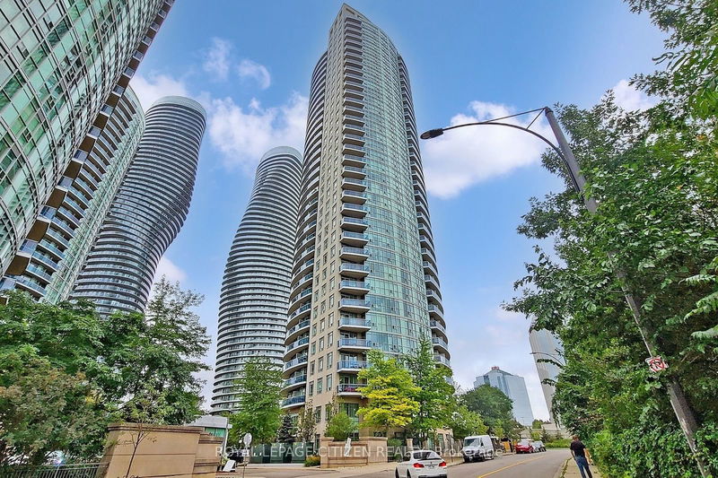 home for lease on 1706-80 Absolute Avenue