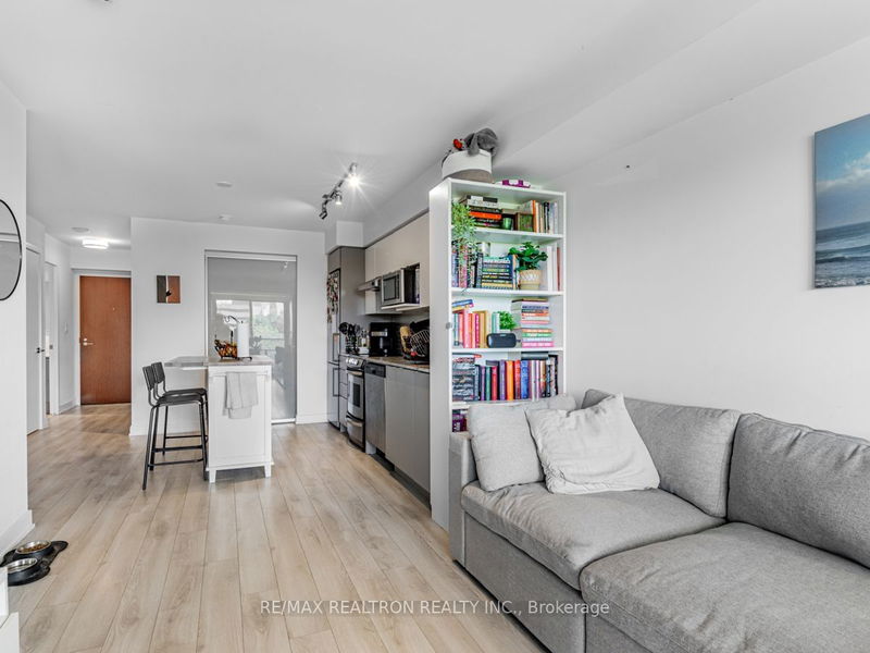  512 - 160 Flemington Rd  Toronto, M6A 2N9 | Image 16