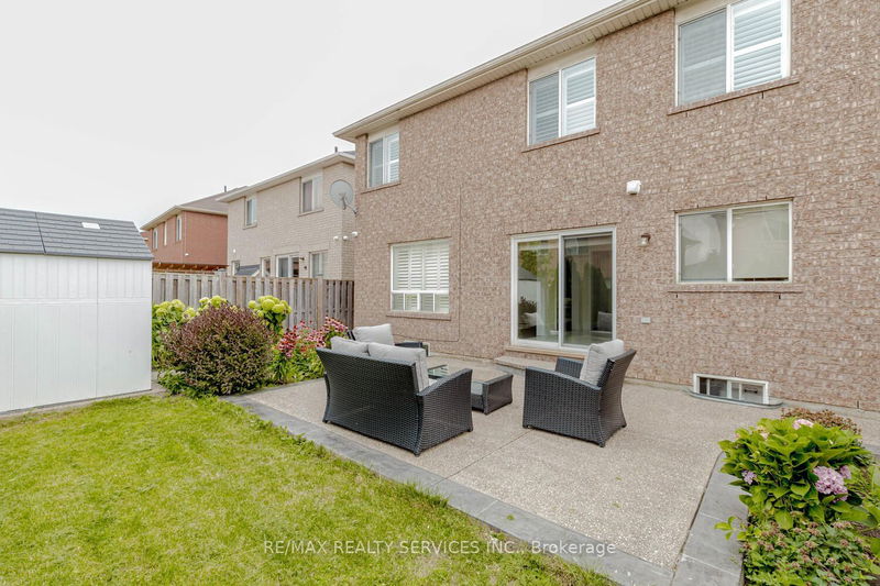 12 Benmore Cres  Brampton, L6P 2S8 | Image 37