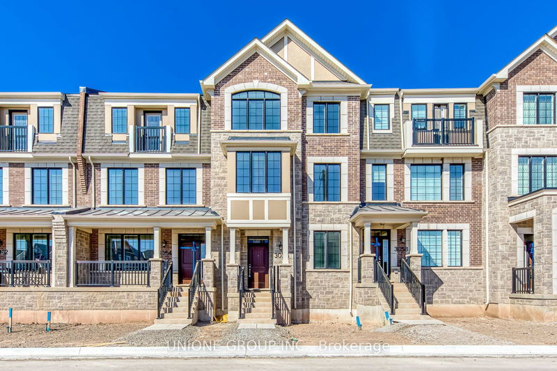 home for lease on 3056 Merrick Road