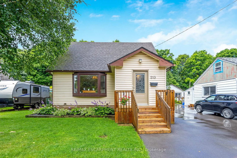 213 Mason Blvd, Halton Hills, L7J 1A7 | Image 2
