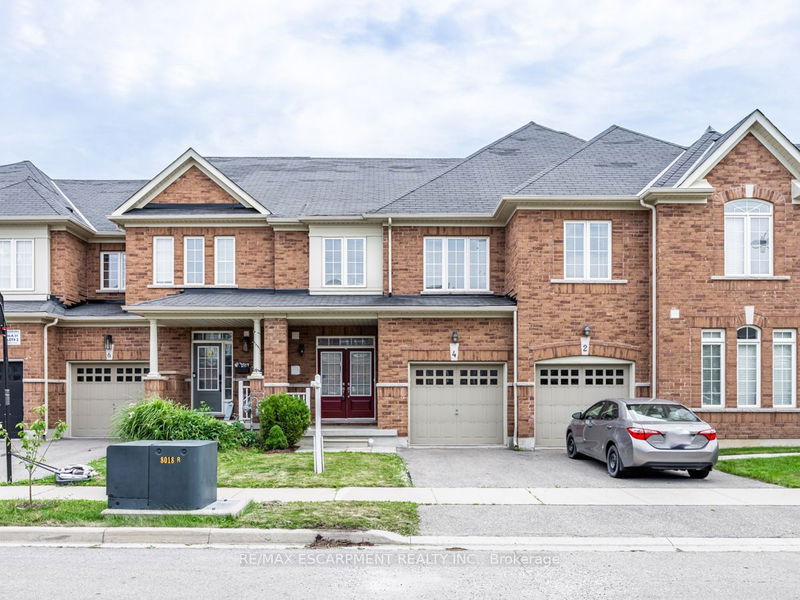 home for sale on 4 Munch Place