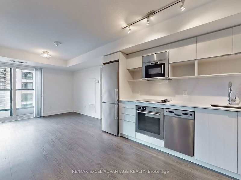 home for lease on 910-7 Mabelle Avenue