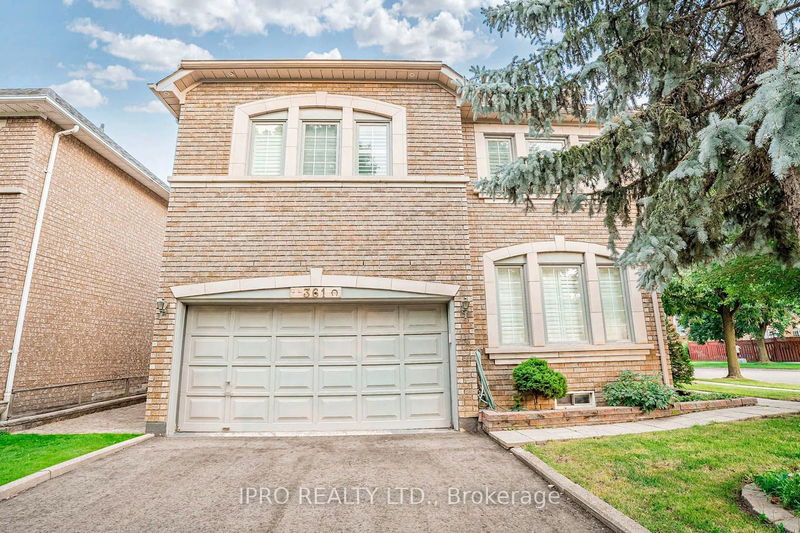 home for lease on 361 Turnberry Crescent