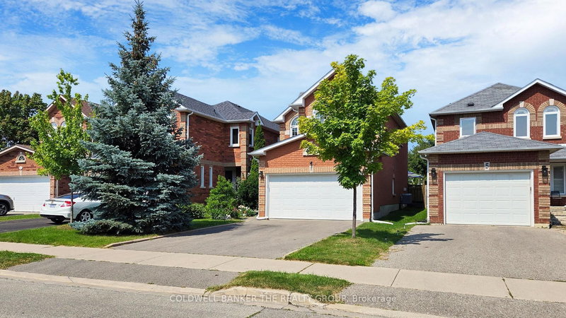 7 Colleyville St, Brampton, L7A 1H3 | Image 2