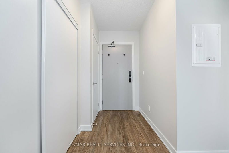 home for lease on B509-3200 Dakota Common