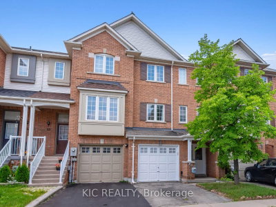 Townhouse sold at 16-250 Richvale Drive, Brampton, Ontario, L6Z 4W2 - Heart Lake East - MLS: W9240454