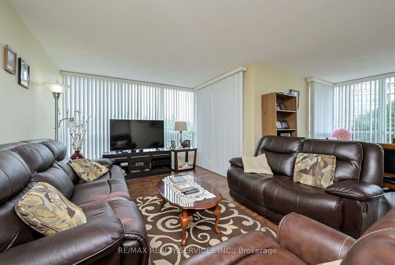  412 - 12 Laurelcrest St  Brampton, L6S 5Y4 | Image 17