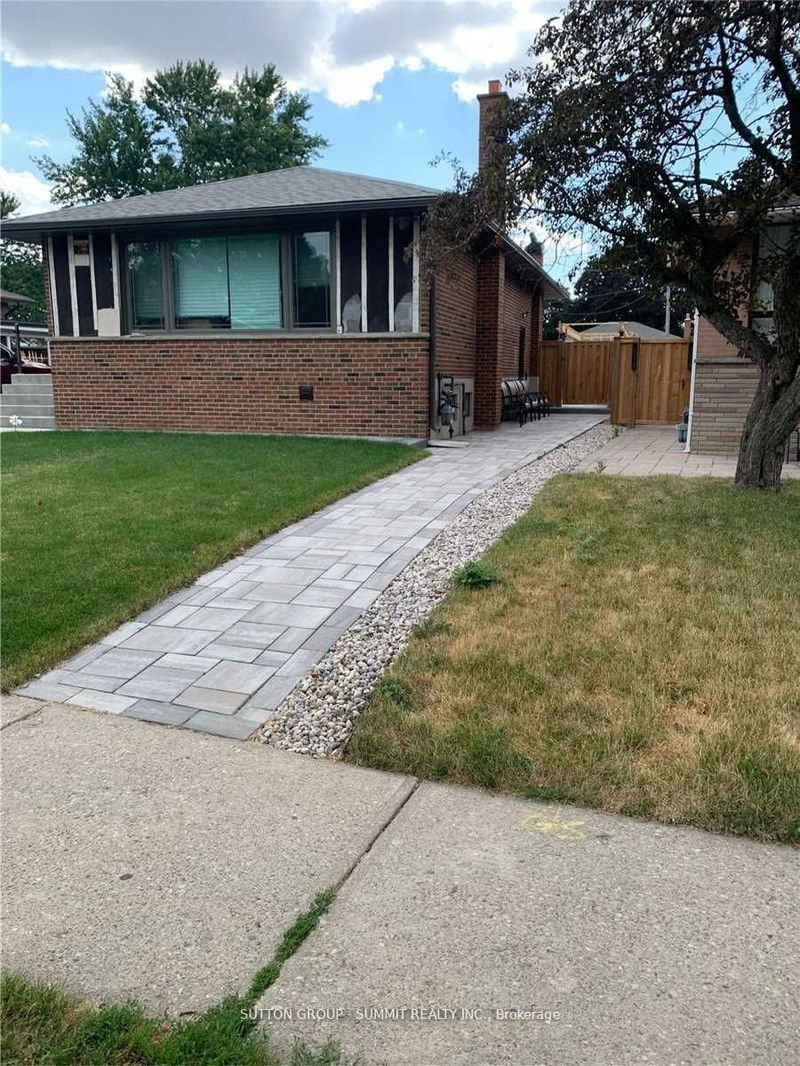14 Brampton Rd, Toronto - Willowridge-Martingrove-Richview image-0-0