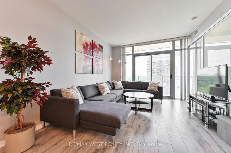  2113 - 103 The Queensway Ave  Toronto, M6S 5B3 | Image 1