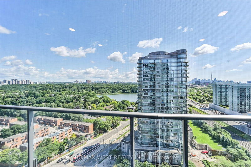  2113 - 103 The Queensway Ave  Toronto, M6S 5B3 | Image 26