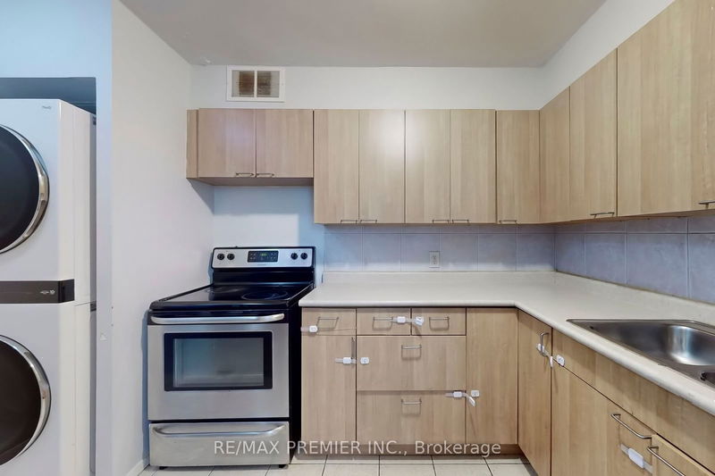  903 - 5 San Romano Way  Toronto, M3N 2Y4 | Image 19