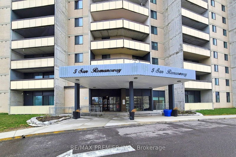  903 - 5 San Romano Way  Toronto, M3N 2Y4 | Image 3