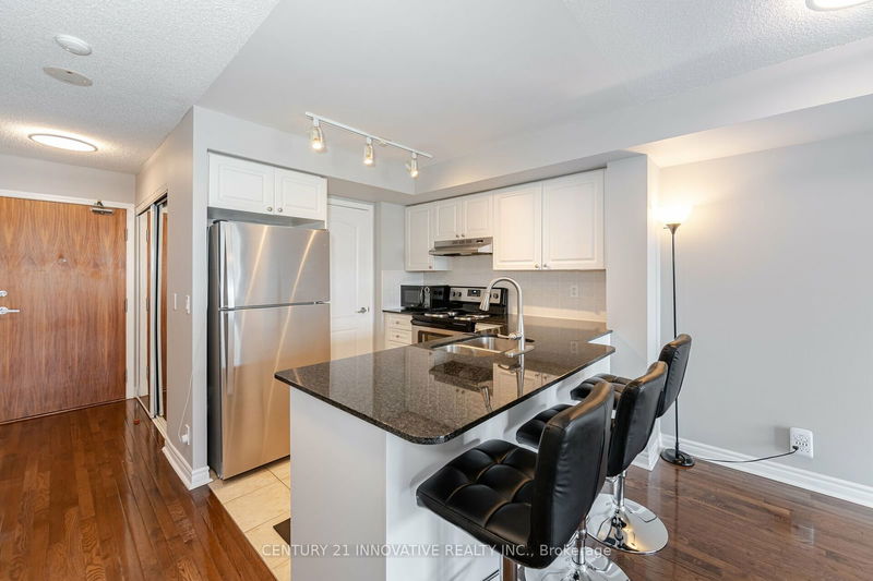  1210 - 33 Elm Dr  Mississauga, L5B 4M2 | Image 4