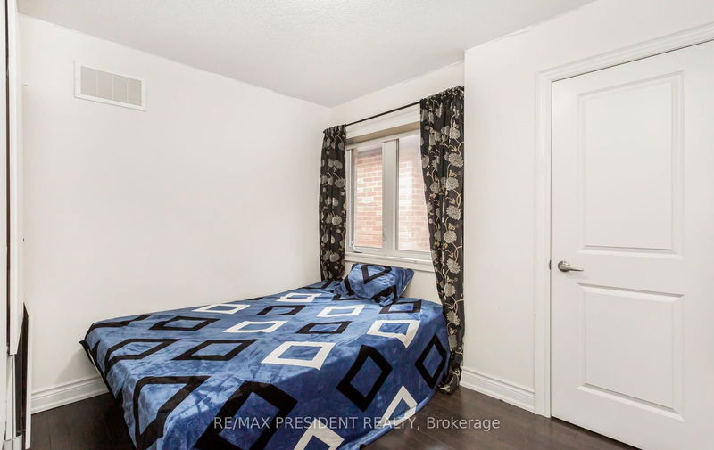 51 Lionhead Golf Club Rd  Brampton, L6Y 1P3 | Image 28