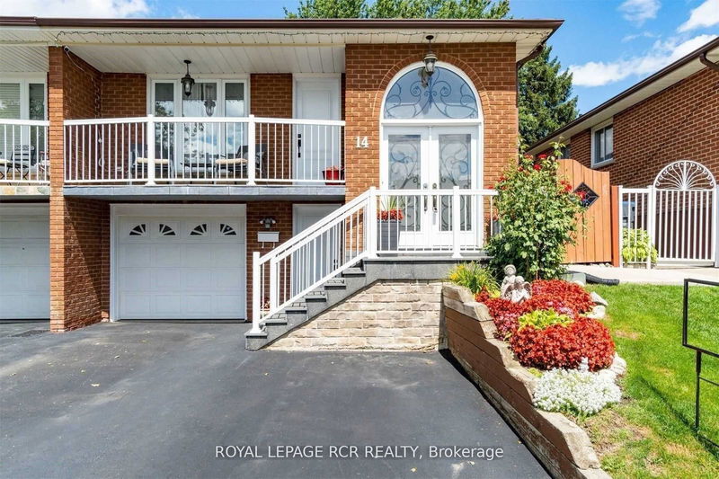 home for lease on 14 Skelton (bsmt) Boulevard