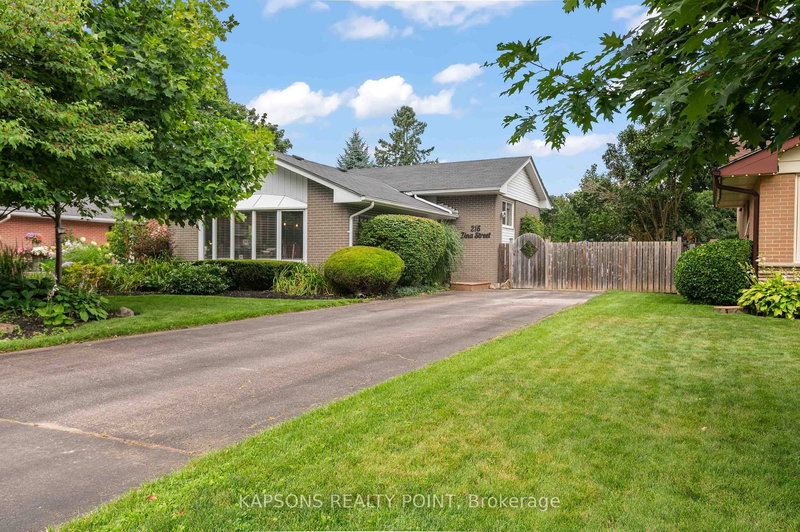 215 Zina St, Orangeville, L9W 1E9 | Image 2