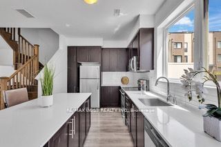 35 Stanley Greene Blvd  Toronto, M3K 1X1 | Image 15