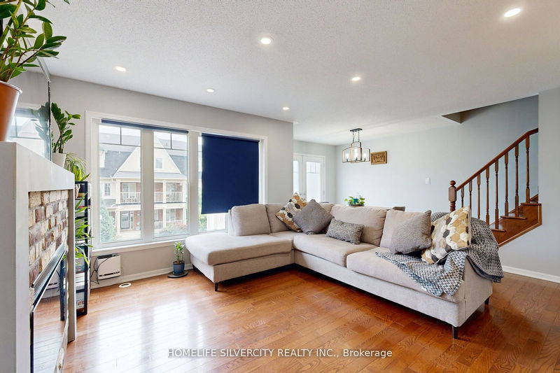 932 Brassard Circ  Milton, L9T 8E3 | Image 15