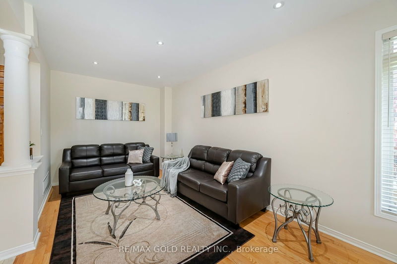 5227 Misty Pine Cres  Mississauga, L5M 8C1 | Image 7