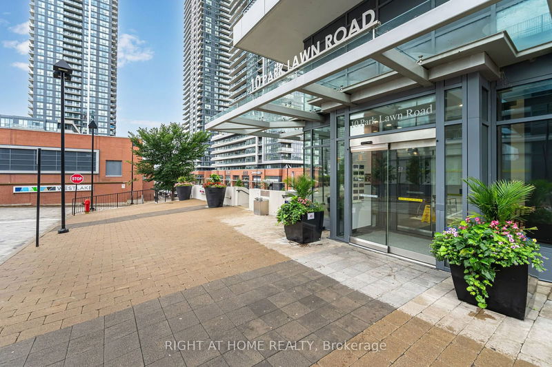 10 Park Lawn Rd #528, Toronto, Ontario (MLS W9243338)