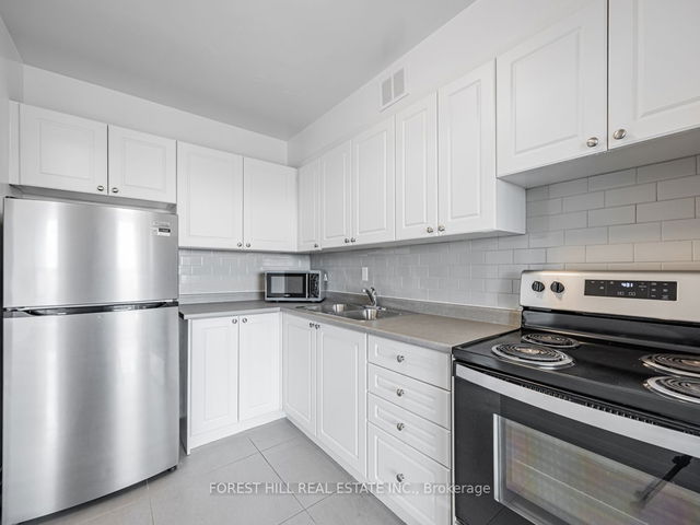 1015 - 140 Elm Ridge Drive