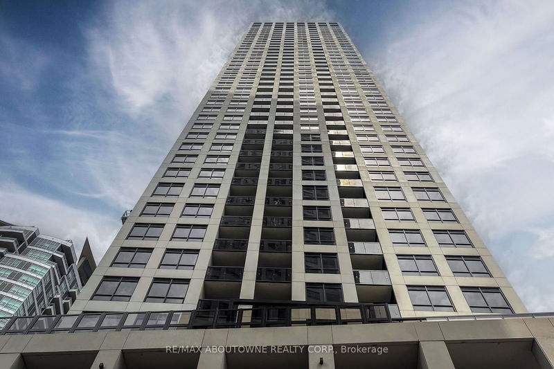 home for lease on 309-30 Elm Drive W