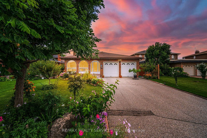 home for sale on 22 Pottery Crescent